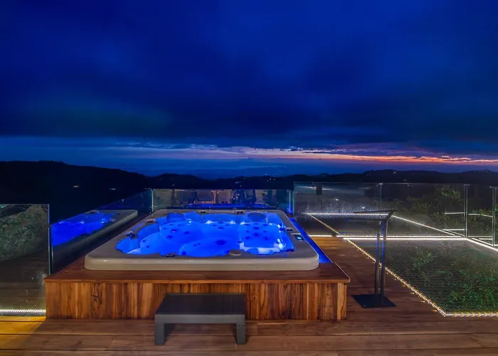 Aves Monteverde Eco Con Jacuzzi Holiday home La Cruz (Abangares)