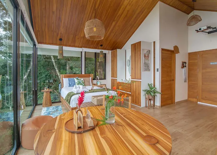 Aves Monteverde Eco Con Jacuzzi Holiday home