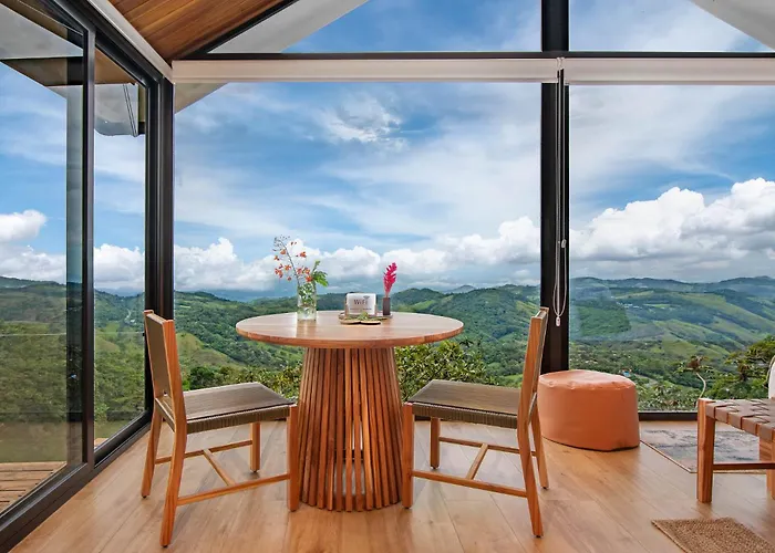 Aves Monteverde Eco Con Jacuzzi Holiday home
