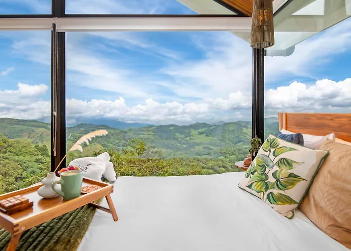 Aves Monteverde Eco Con Jacuzzi