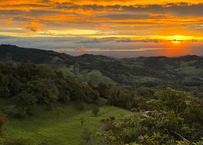Holiday home Aves Monteverde Eco Con Jacuzzi La Cruz (Abangares)